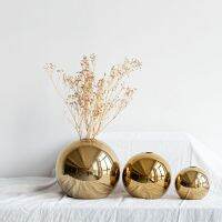 Gold Electroplating Ceramic Vase Round Decorative Flower Arrangement Gift