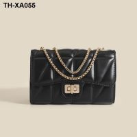 Small ling chain small perfume bag female 2023 small bread fashionable new lock joker single shoulder bag