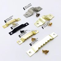 100pcs Small Heavy Duty Sawtooth Picture Frame Hanger Hanging Photo Wall Oil Painting Mirror Saw Tooth Hooks with Screw 3 Color