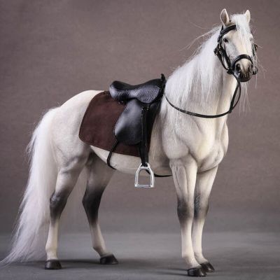 About 21CM 1/12 Scale Simulation PVC Warm Blood Horse Mounts Horse Animal Model Mount Kids Toys Home Decoration Collect Gift