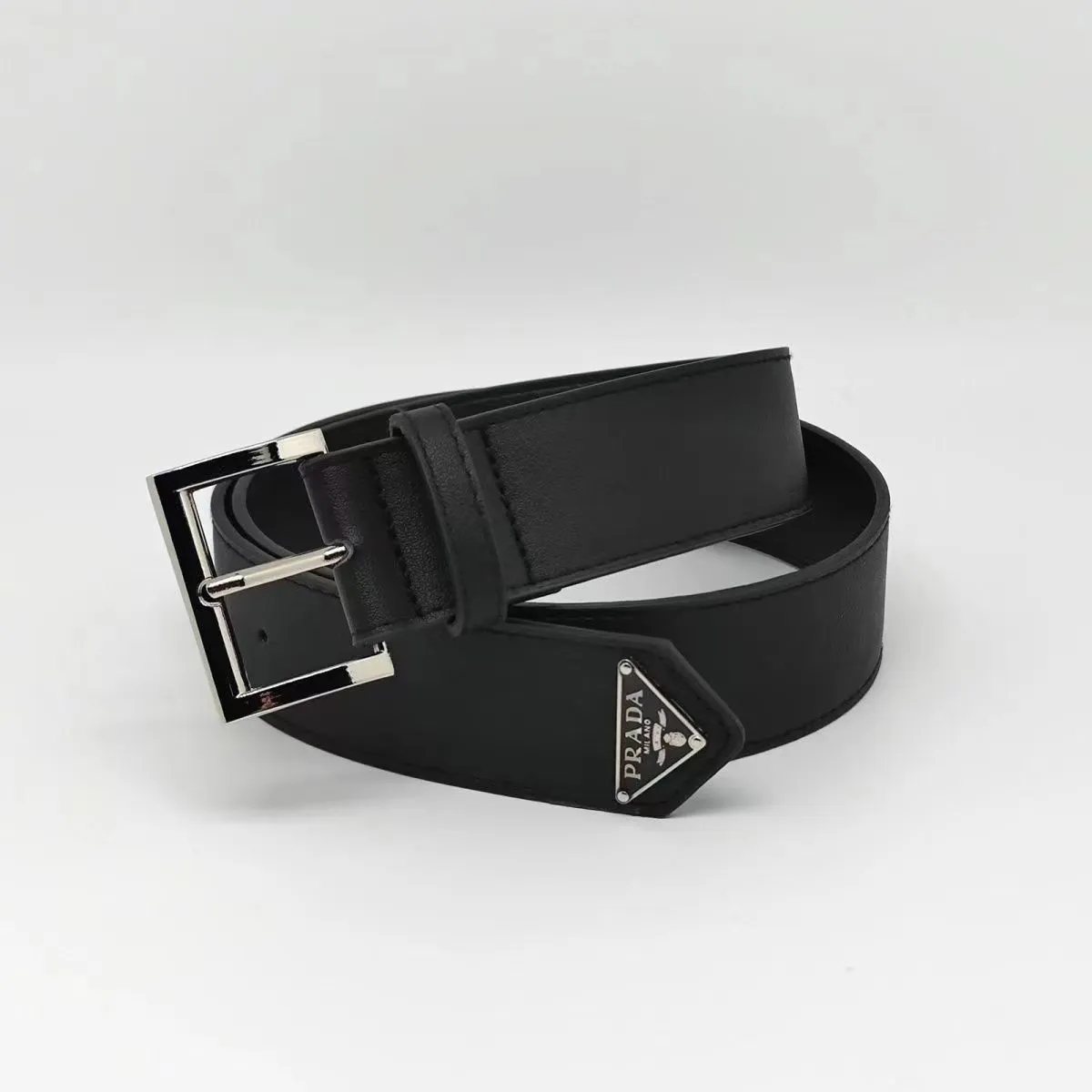 Prada Belt New Triangle Standard Belt for Men and Women's High-end P-belt  Leisure Hundred Matching Shorts Skirt Dress Tide Waistband Tide 