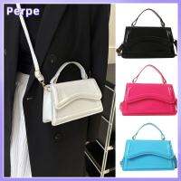 PERPE หนังพียู กระเป๋าแบบสะพายไหล่ สีทึบทึบ กระเป๋า Crossbody มีสไตล์ กระเป๋าถือแบบถือ ผู้หญิงผู้หญิงผู้หญิง