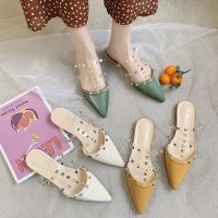 Womens Fashion Rivets Pointed Flat Shoes Ladies Western Style y Lazy Half Shoes Mules Kasut