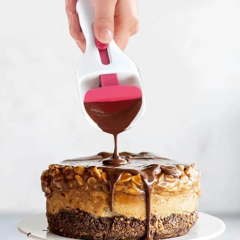 Chocolate Cake Batter Distribution Scoop Can Push Labor-saving Cupcake Scoop  Dispenser Home Baking Tools Kitchen