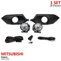 ชุด ไฟสปอร์ตไลท์ ไฟตัดหมอก หน้ากากดำ พร้อมหลอดไฟ สีดำ สำหรับ Mitsubishi Pajero Sport Montero Sport ปี 2015-2018