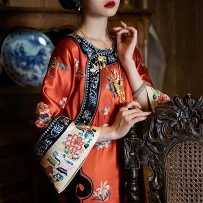 【ใหม่】ฤดูใบไม้ร่วงราชวงศ์ชิงรอบคอดอกไม้พิมพ์แขนยาว Cheongsam เสื้อผ้าจีนแบบดั้งเดิมสำหรับผู้หญิงที่สง่างามยาว Qipao
