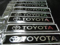 สติ๊กเกอร์ เส้นดำ เทเรซิ่นนูน อย่างดี คำว่า TOYOTA หรือ TRD หรือ TOM sticker ติดรถ แต่งรถ โตโยต้า ติดก้านล้อ ติดกันสาด ก้านล้อ ติดขอบประตูรถ