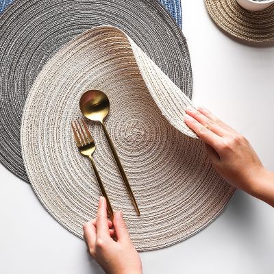 1pcs Woven Round Placemat Table Mat Pad Heat Resistant Bowls Coffee Cups Coaster Tableware Mat Home Decoration Kitchen Tool