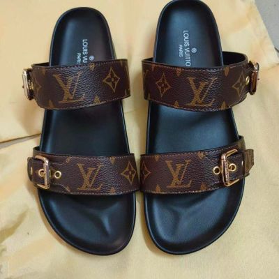 2023 hot style super hot shoes classic presbyopia, L.Vˉ double belt metal buckle slippersTH