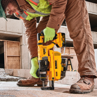 DEWALT เครื่องดูดฝุ่น DWH205DH สำหรับใช้ร่วมกับสว่านโรตารี่ DCH263 (เฉพาะเครื่องดูดฝุ่น ไม่รวมสว่าน)