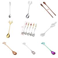 Ceramic Handle Spoon Stainless Steel Dessert Coffee Spoons Cartoon Christmas Elk Spoon Cute Deer Head Mini Ice Cream Spoons Serving Utensils