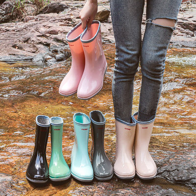 Tig-Tag รองเท้ากันฝน rubber รองเท้าแตะส้นเตี้ยสตรีสำหรับใส่ในครัวรองเท้ายางกันลื่นสำหรับผู้หญิงรองเท้าล้างรถกันน้ำกลางแจ้ง 2023 ใหม่ 051808