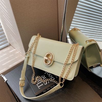 [COD] hand carry niche womens bag 2023 new style chain square one shoulder simple Messenger