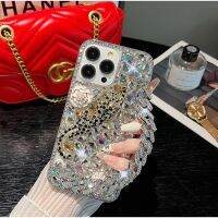 สร้อยข้อมือแฟชั่นสายรัดข้อมือ Bling Rhinestone เคสโทรศัพท์เสือดาวสำหรับ IPhone 15 Pro Max IP 11 12 13 14 Pro Max X XR XS Max 7 8 Plus เคสโทรศัพท์ติดเพชรแวววาวกันกระแทกอย่างหนัก