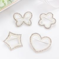 【YF】 New Arrive Imitation Pearls Brooch Glitter Rhinestone Blossoms Brooches Wedding Gifts