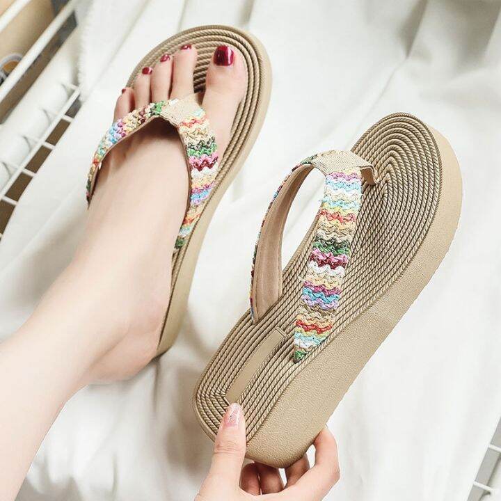 2023-the-imitation-straw-grass-flip-flops-female-fashion-outside-wedges-beach-pinches-cool-summer-slippers