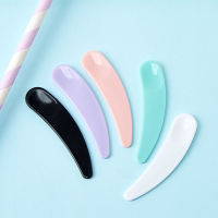 30Pcs Mini Cosmetic Spatula Disposable Curved Scoop Makeup Mask Cream Spoon Eye Cream Stick Make Up Face Beauty Tool Kits