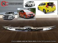 คิ้วฝาท้าย HONDA JAZZ GK ปี2014-2023 แท้ พร้อม โลโก้ (แบบชุบล้วน มีรูกล้อง)