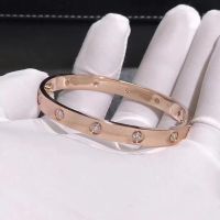 trend, classic Popular Brand Lovers Bracelet, high-quality fashion men and women with drill bracelet, love anniversary gift