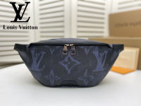 [ในสต็อก] แบรนด์แฟชั่น Louis Vitonssผู้ชายสไตล์ใหม่ Waistpack แฟชั่นอเนกประสงค์ Waistpack เนื้อดีเยี่ยม Waistpack ความจุเพียงพอ Waistpack ขนาด44x14x9cm