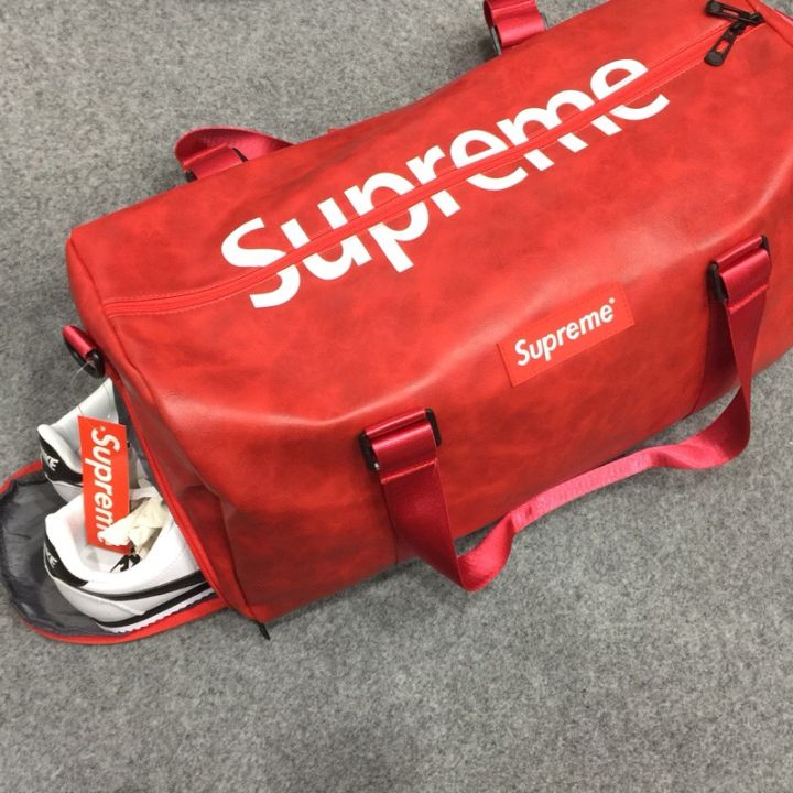 Supreme 18ss Duffle Bag travel bag men's and women's yoga fitness