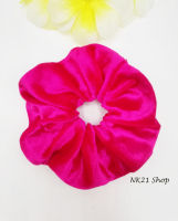 NK21 โดนัทรัดผม หนังยางรัดผม ที่มัดผมผ้ากำมะหยี่ สีชมพูเข้ม Velvet Scrunchies,ฺ Pink Scrunchy,Hair accessories,Elastic hair tie