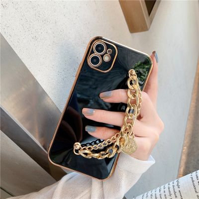 卐∋ Goddess metal Chain bracelet plating case For iphone 13 14Pro 12 12Pro Max 11 11Pro X XR Xs max 7 8Plus Protective case cover