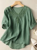 xixibeauty Floral Embroidery V Neck T-shirt, Vintage Half Sleeve Loose T-shirt For Spring &amp; Summer, Womens Clothing