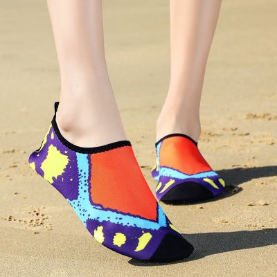 【Hot Sale】 Snorkeling beach shoes childrens sandals indoor fitness lightweight breathable quick-drying yoga upstream swimming
