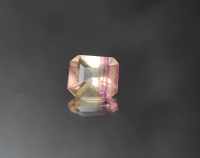 หินเรนโบว์ ฟลูออไรต์ (Rainbow Fluorite Slice With Natural Edge) " หินแห่งความฉลาด " น้ำหนัก 1.50 ct ขนาด 6.3x4.4x7.4 mm. พลอยแท้ 100% เนื้อดี ราคาถูก