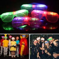 2Pcs Halloween Party Fun Light Up Glow Glasses Flashing LED Light Glasses Party Decoration Supplies