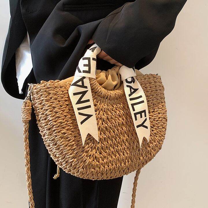 cod-bag-female-niche-2022-new-one-shoulder-messenger-all-match-autumn-and-winter-beach-portable-vegetable-basket