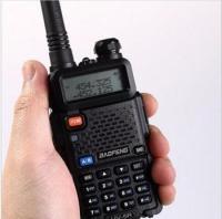 BaoFeng walkie talkie UV-5R two way cb radio upgrade version baofeng uv5r 128CH 5W VHF UHF 136-174Mhz &amp; 400-520Mhz สีดำ