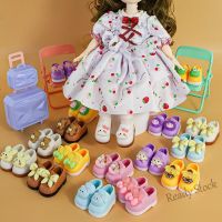 【Ready Stock】 ❈ C30 1/6 BJD30 CM Doll Shoes Cute Design Shoes PVC Material Doll Accessories 1 Pair Random Style (2CM x 3.8CM x 1.4CM)