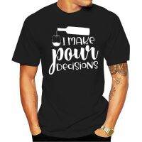 เสื้อยืด ลาย I Make Pour Decisions สําหรับดื่มใหม่ เสื้อยืดลําลอง แขนสั้น พิมพ์ลายการ์ตูนไวน์ สําหรับผู้ชาย คู่รักSize S  YFQE