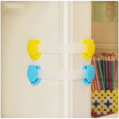 ล็อคป้องกันเด็กเพื่อความปลอดภัยของอุปกรณ์ล็อคตู้เด็ก1Pic ลิ้นชักตู้เย็นประตูบานเลื่อนตู้เย็นประตูล็อคสำหรับเด็ก