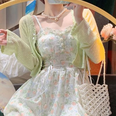 [COD]810Large size womens wear Royal sister style suspender dress set womens thin suns ผู้หญิงขนาดใหญ่น้องสาวของพระราชลมชุดสายรัดชุดหญิงส่วนบางส่วนครีมกันแดดเสื้อเอวเป็นชิ้นบางๆ