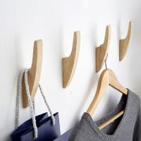 Modern Japanese Coat Hook Towel Scarf Earphone Hook Home Decoration Accessories Storage Organizer Key Hanger Wooden Holder Picture Hangers Hooks