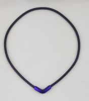 Phiten Rakuwa Necklace X50 V Type สร้อยคอไฟเท่น X50 รุ่นวี