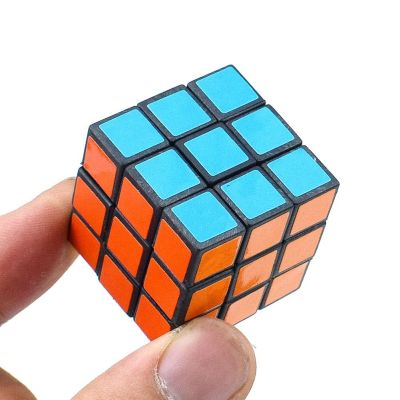 ส่งจากไทย 🇹🇭 Rubik รูบิค 3x3 เล็ก 3 ซม รูบิก ลูกบิด รูบิดลูกบาศก์ รูบิคอัจฉริยะ รูบิคของเล่นฝึกสมอง สําหรับผู้เริ่มต้น 1 ชิ้น (พร้อมส่ง)