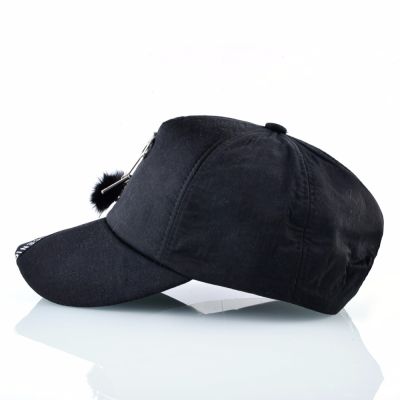 Snapback หมวกสำหรับผู้หญิงฤดูใบไม้ผลิฤดูใบไม้ร่วงสีชมพูหมวกเบสบอลหญิงโลหะตกแต่งแฟชั่นหมวกฮิปฮอปสาวหมวก Trucker Gorro