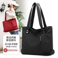 [COD] Wholesale womens bag 2020 winter new Korean version waterproof nylon cloth one-shoulder casual middle-aged lady