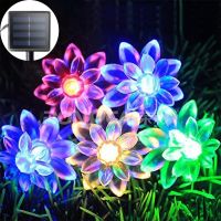 [AMO Garden Decoration]Lotus ไฟสตริงดอกไม้พลังงานแสงอาทิตย์กลางแจ้งกันน้ำ Cherry Blossom String Light 8โหมด Fairy Light สำหรับ Patio Garden Party Decor