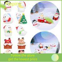 PIEPING การตกแต่งบ้าน เรซิน มินิซานตาคลอส Snowman Elk รถไฟเลื่อนตุ๊กตา ภูมิประเทศ รูปแกะสลัก คริสต์มาส มินิมอล