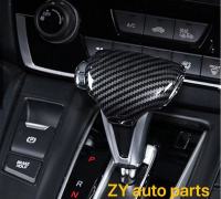 สีดำคาร์บอนไฟเบอร์ Style Gear Shift ครอบหัวเกียร์สำหรับ Honda CRV 17-19