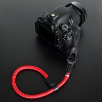 ♛☬◎ Nylon Rope Sling Multifunctional Quick Release Camera Wrist Strap For Nikon D7000 D7100 D7200 D5600 D5300 D5100 D5200 D5500 D810