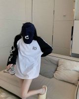 Aililai 1688??? เสื้อยืดสไตล์เกาหลี พร้อมส่ง ใหม่ เสื้อเเขนยาวใส่ได้ทั้ชายเเลัหญิง สไตล์เกาหลีน่ารักๆ สีขาวสีเทา เนื้อผ้าดี ?