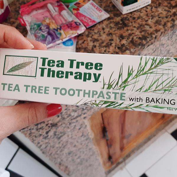 tea-tree-therapy-tea-tree-conditioning-toothpaste-142-g-contains-baking-soda-to-clean-mouth-and-freshen-breath