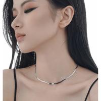 [COD] X2024 European and minimalist design handmade silver short glossy necklace female blade chain