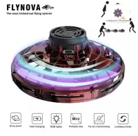 Flynova Flying Fidget Spinner ของเล่นคลายเครียดหมุนได้ลูกบอลบินได้ UFO บินระงับเครื่องบินเหนี่ยวนำของเล่นเรืองแสงไจโร
